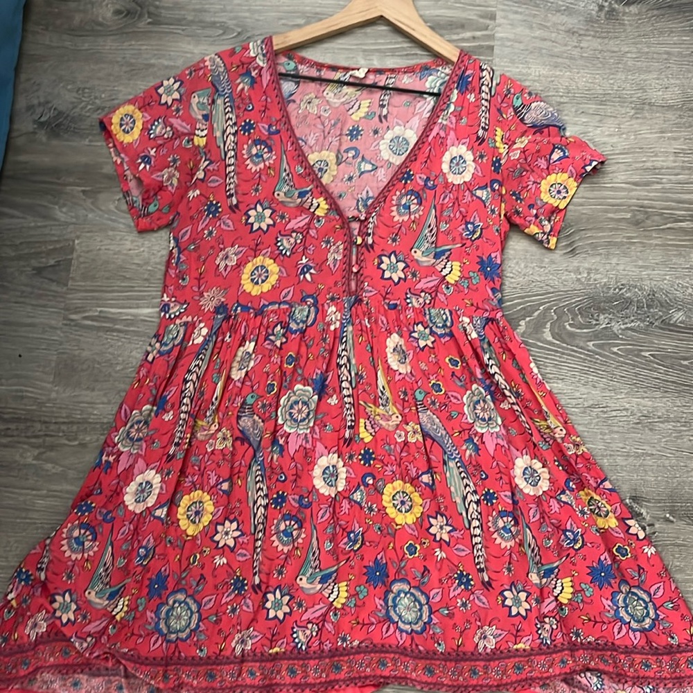 SPELL Red Floral Short Sleeve Boho Mini Dress - Size Small - Vibrant and Flowy